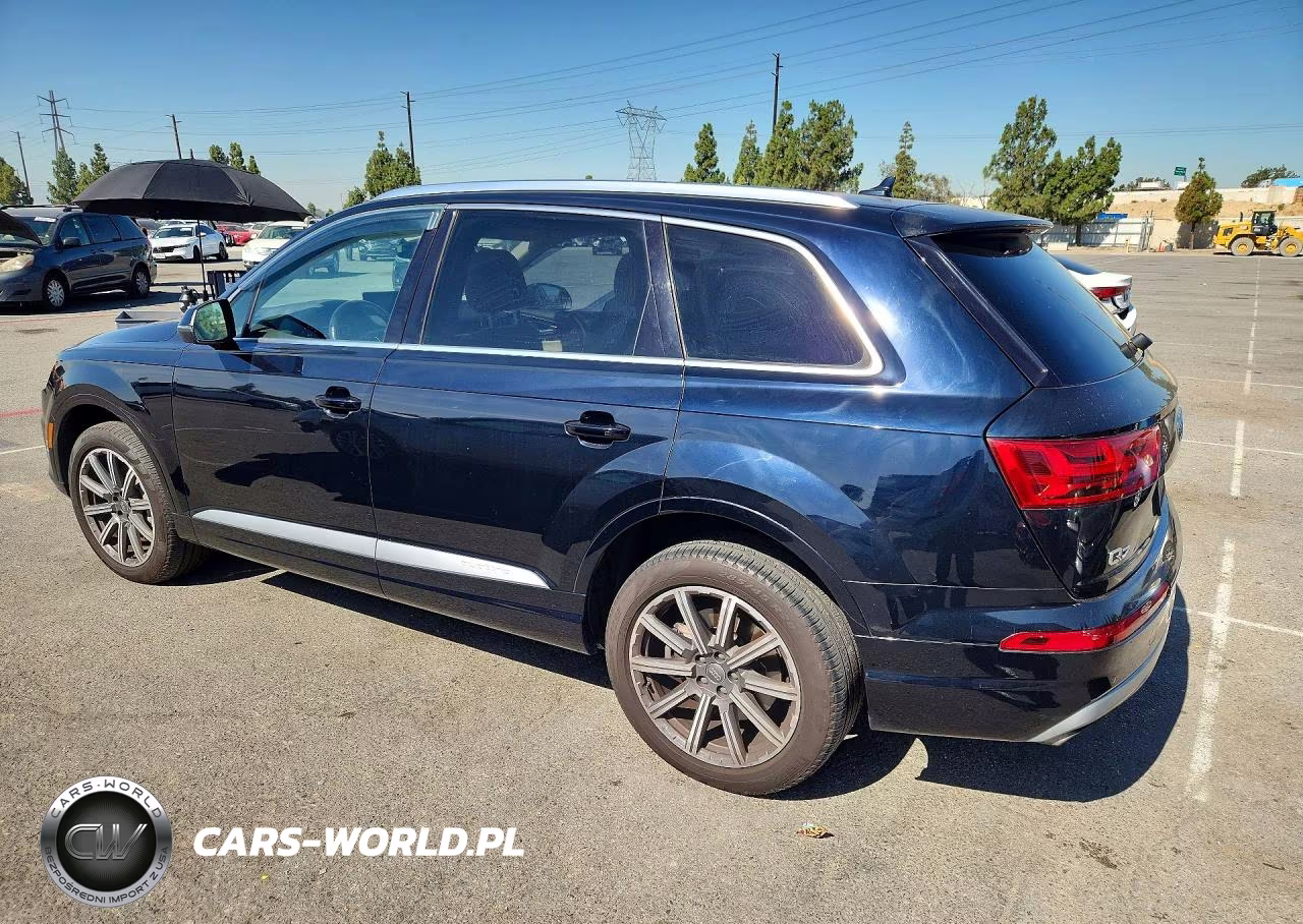 2017 Audi Q7 Premium Plus VIN:WA1LAAF77HD033158 - 2
