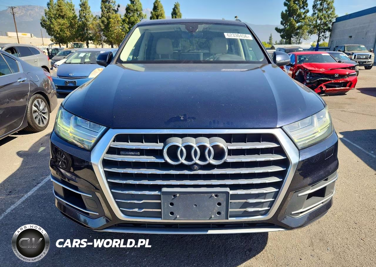 2017 Audi Q7 Premium Plus VIN:WA1LAAF77HD033158 - 5