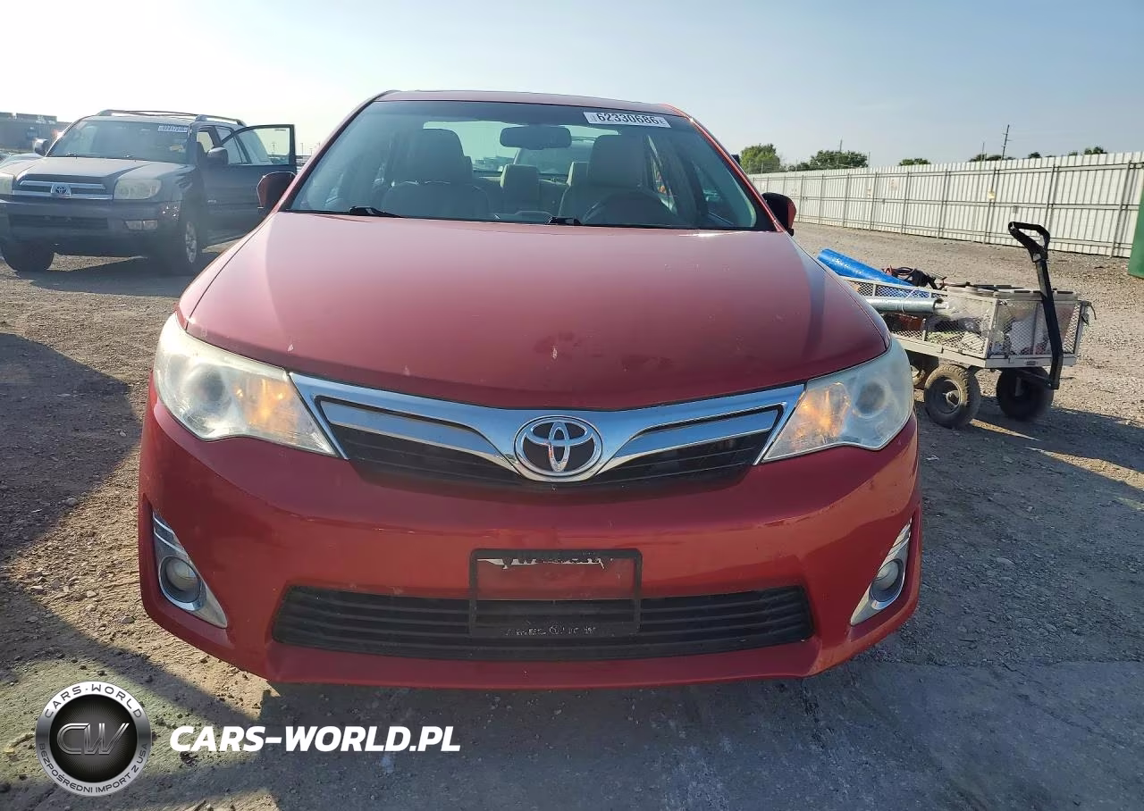 2013 Toyota Camry Xle VIN:4T4BF1FK1DR328890 - 5