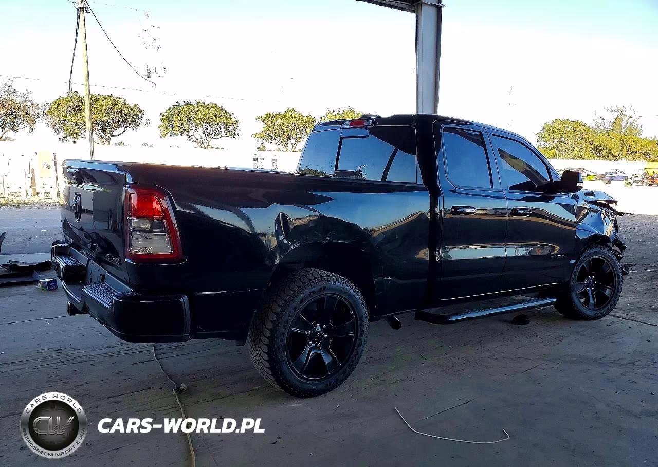 2021 Ram 1500 Big Horn-Lone Star VIN:1C6SRFBT5MN796088 - 3
