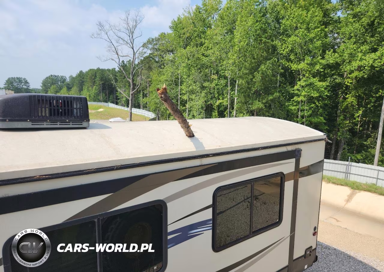 2013 Cross Roads Sunset Trail Camper VIN:4V0TC3021CB016861 - 9