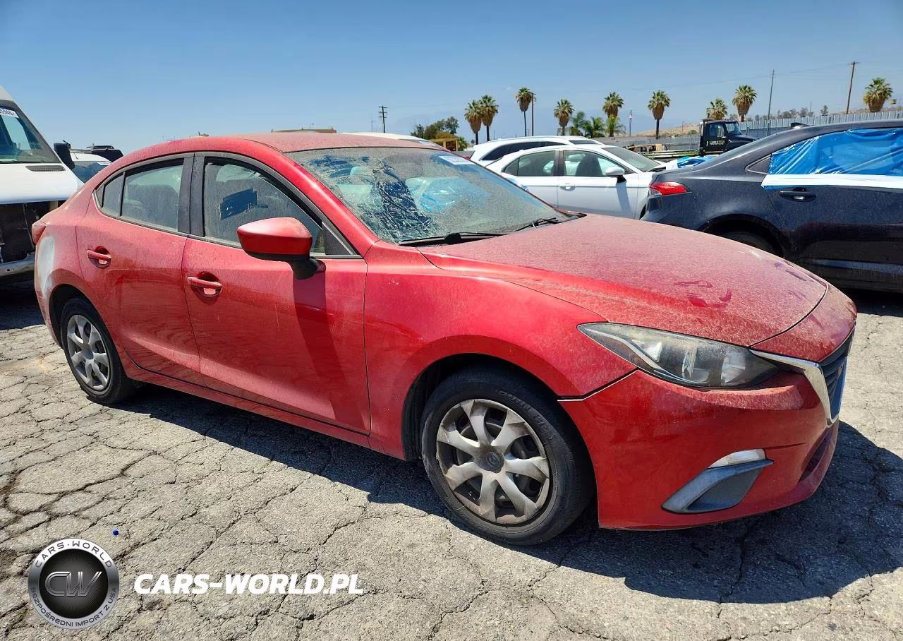 2015 Mazda 3 Sport VIN:3MZBM1U70FM128946 - 4