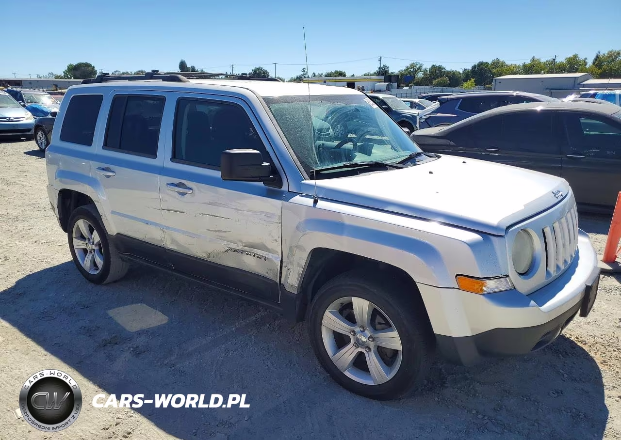 2014 Jeep Patriot Latitude VIN:1C4NJRFB5ED629866 - 4
