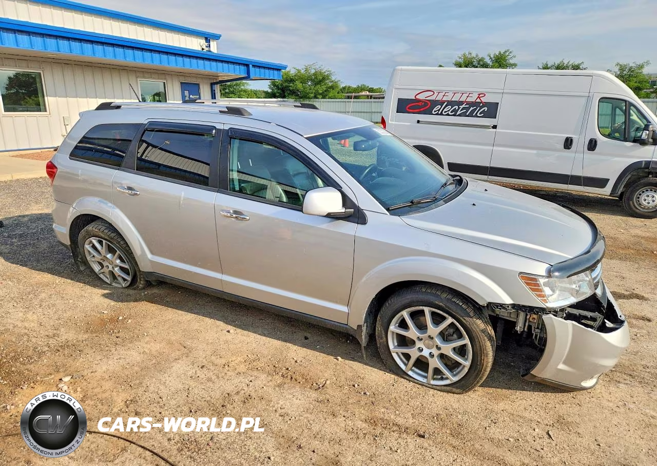 2013 Dodge Journey Crew VIN:3C4PDCDG8DT589027 - 4