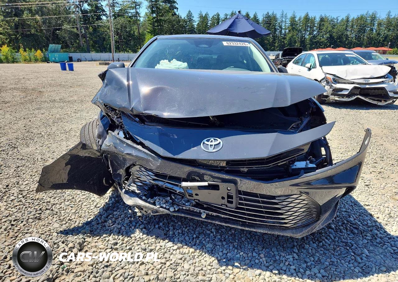 2026 Toyota Camry Xle VIN:4T1DAACK0TU229546 - 5