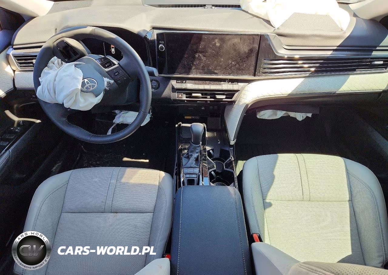 2026 Toyota Camry Xle VIN:4T1DAACK0TU229546 - 8