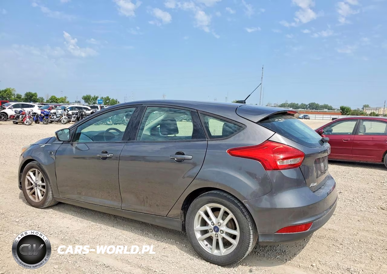 2016 Ford Focus Se VIN:1FADP3K24GL245475 - 2