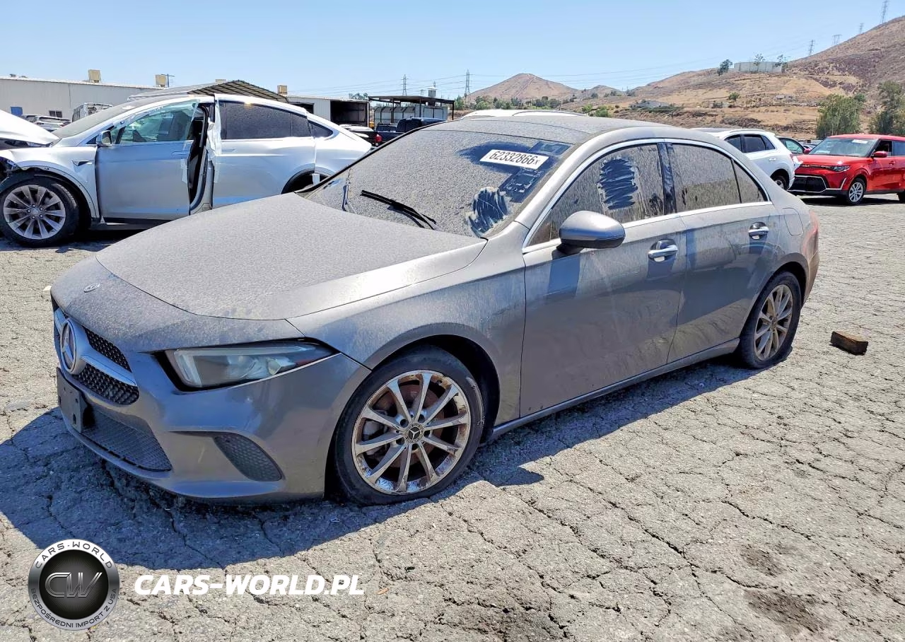 2019 Mercedes-Benz A 220