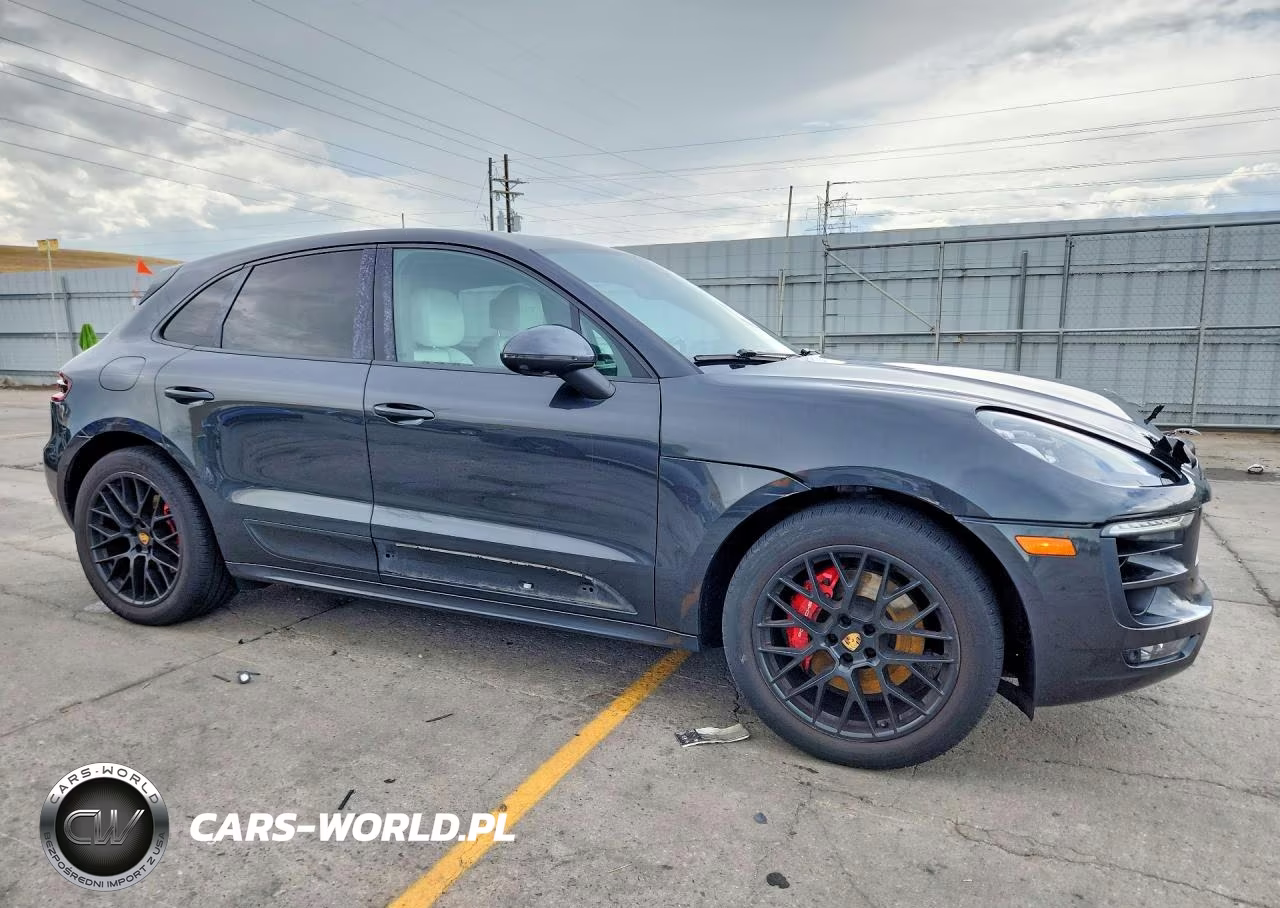 2017 Porsche Macan Gts VIN:WP1AG2A58HLB54891 - 4