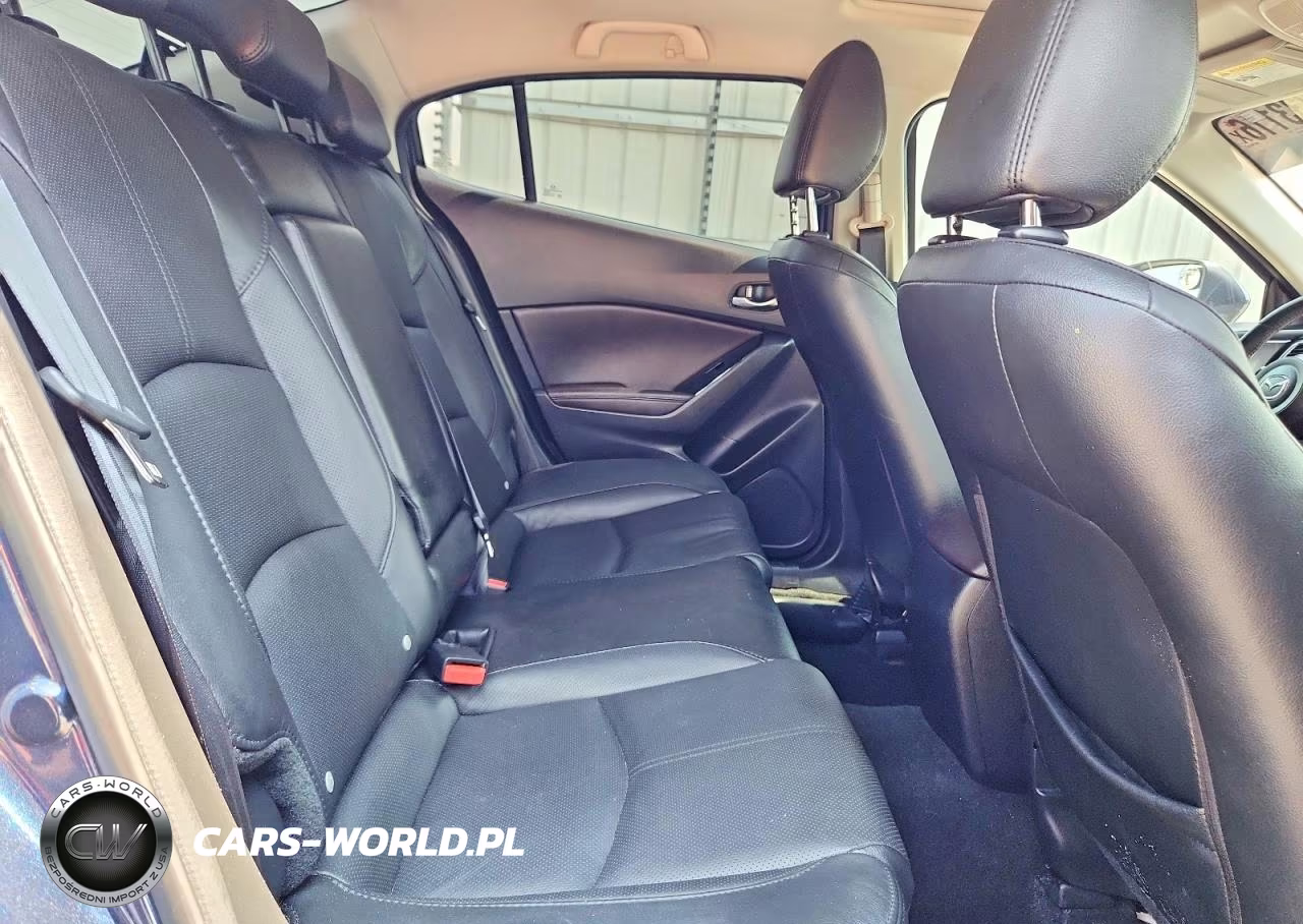 2018 Mazda 3 Grand Touring VIN:3MZBN1W34JM218620 - 10