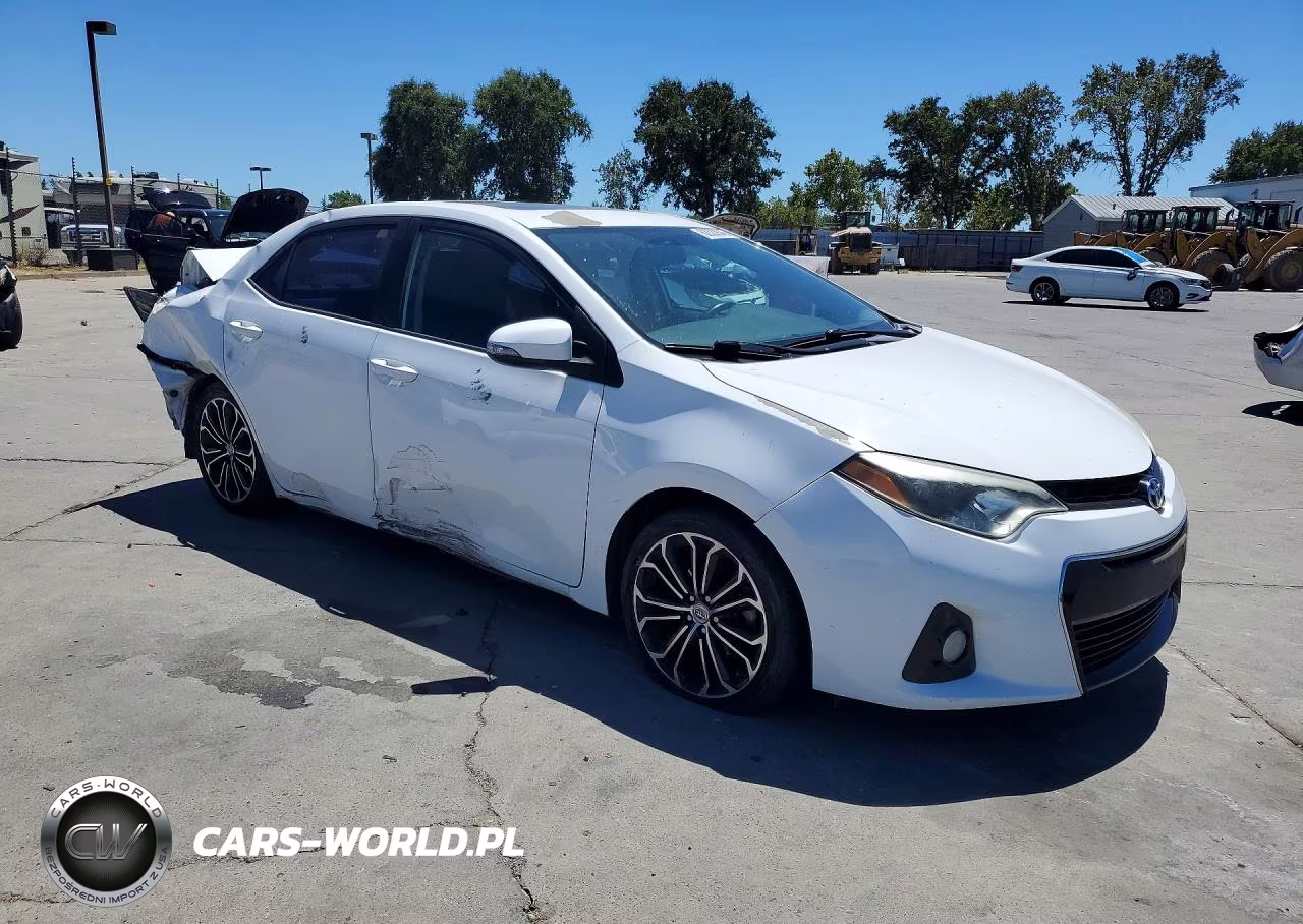 2015 Toyota Corolla S Plus VIN:5YFBURHE0FP178653 - 4