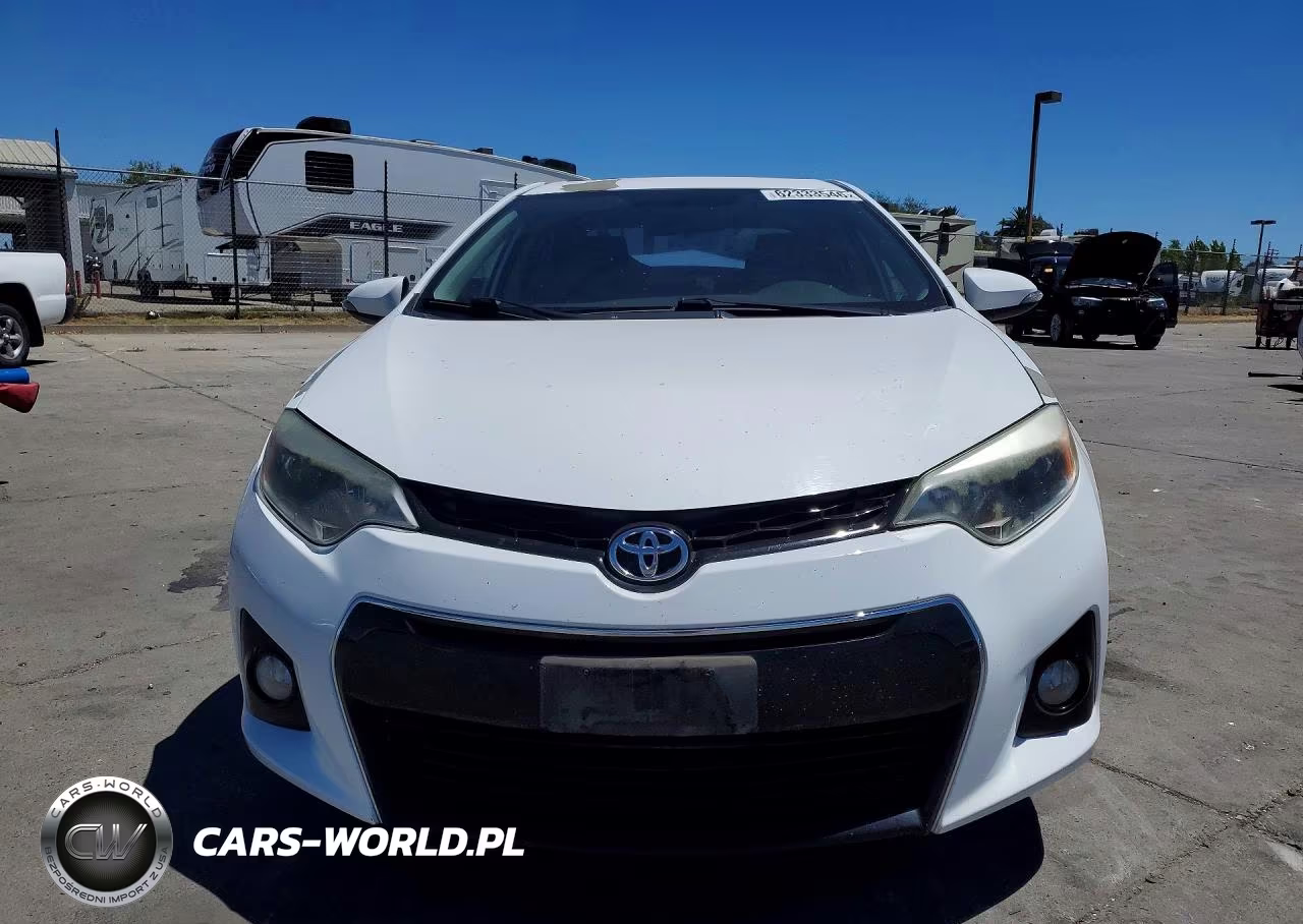 2015 Toyota Corolla S Plus VIN:5YFBURHE0FP178653 - 5