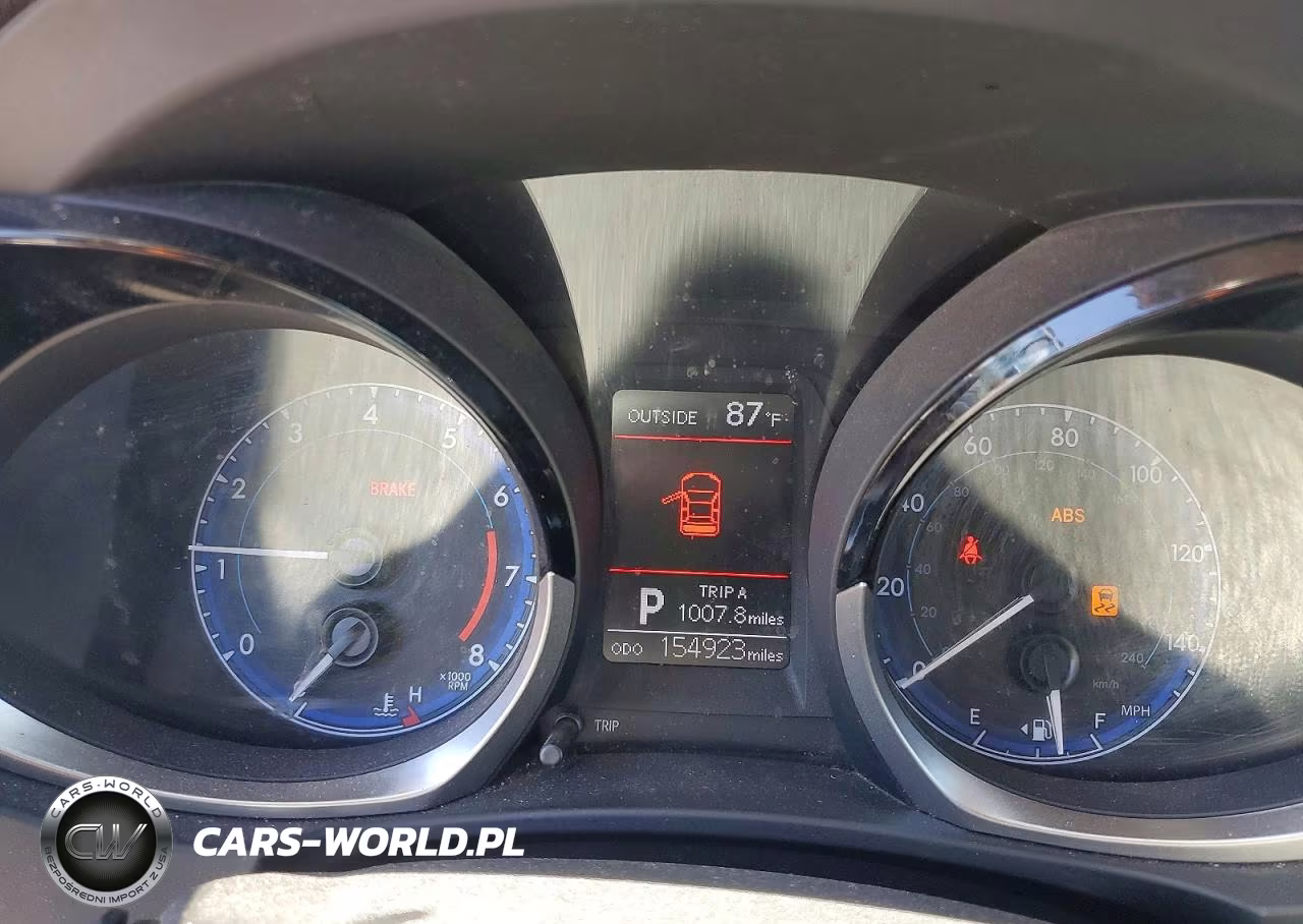 2015 Toyota Corolla S Plus VIN:5YFBURHE0FP178653 - 9