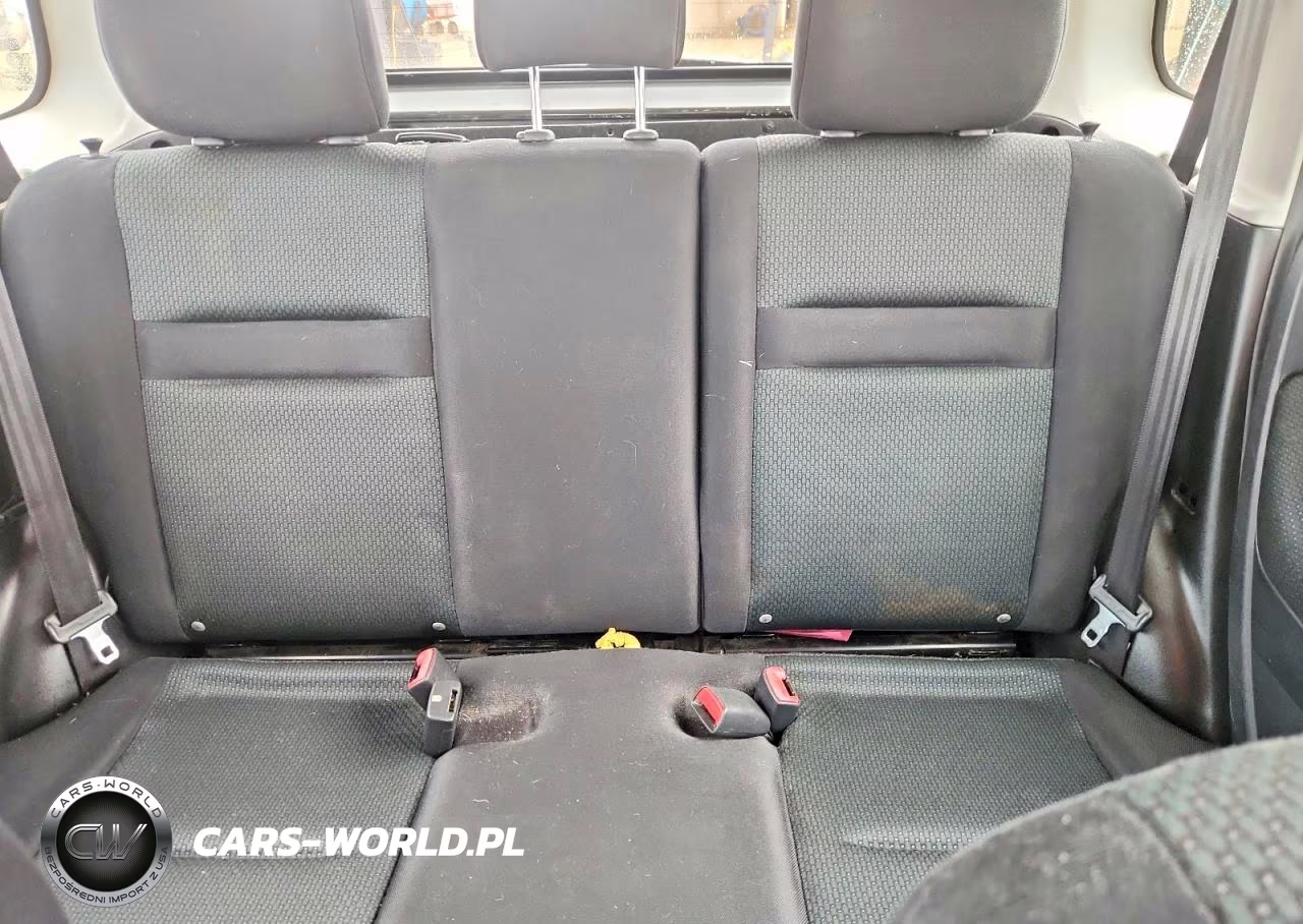 2006 Toyota Scion Xb VIN:JTLKT324X64092371 - 10