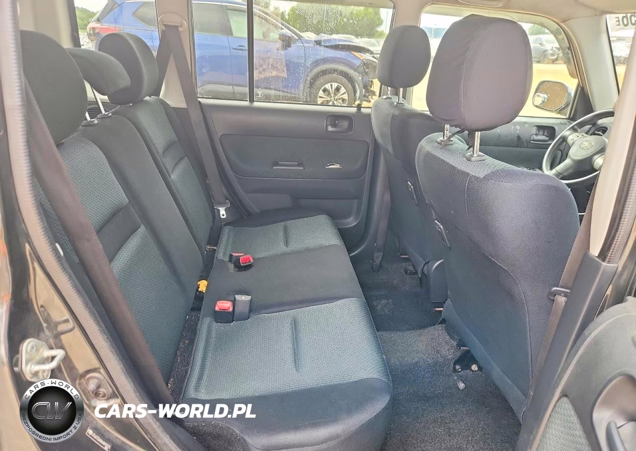 2006 Toyota Scion Xb VIN:JTLKT324X64092371 - 11