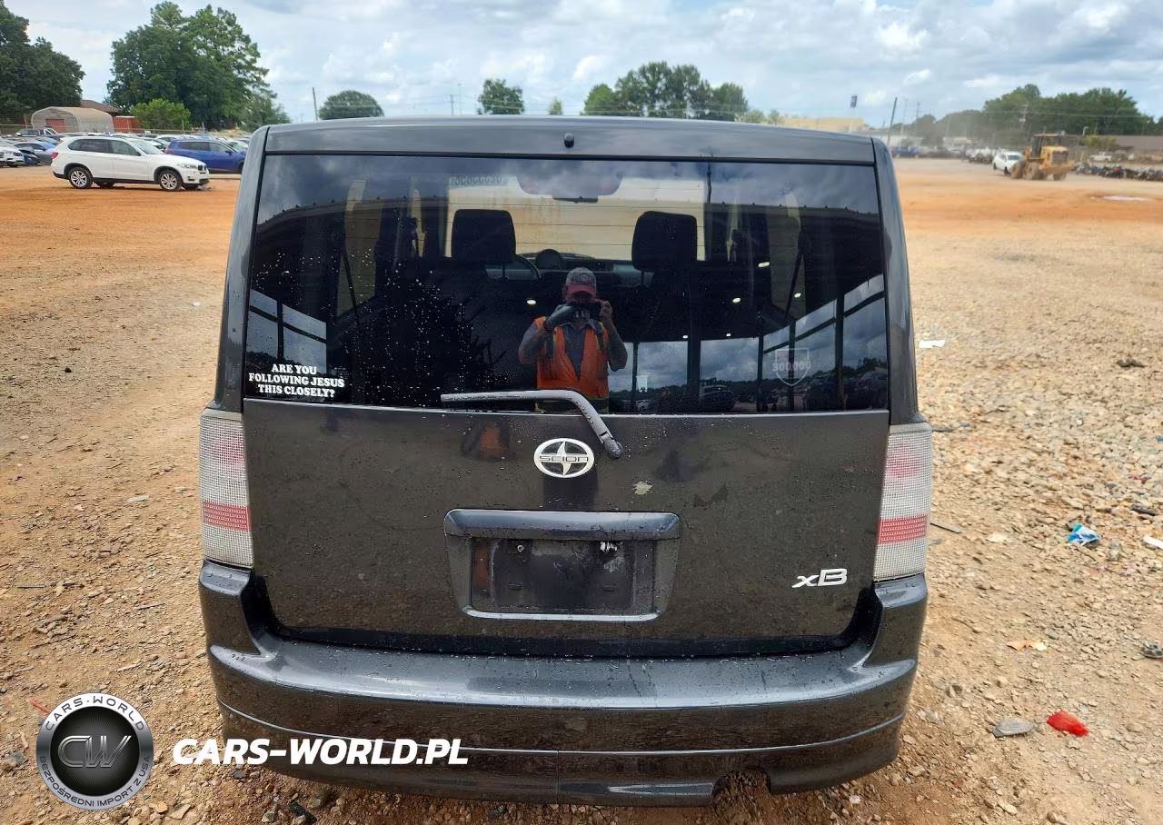 2006 Toyota Scion Xb VIN:JTLKT324X64092371 - 6