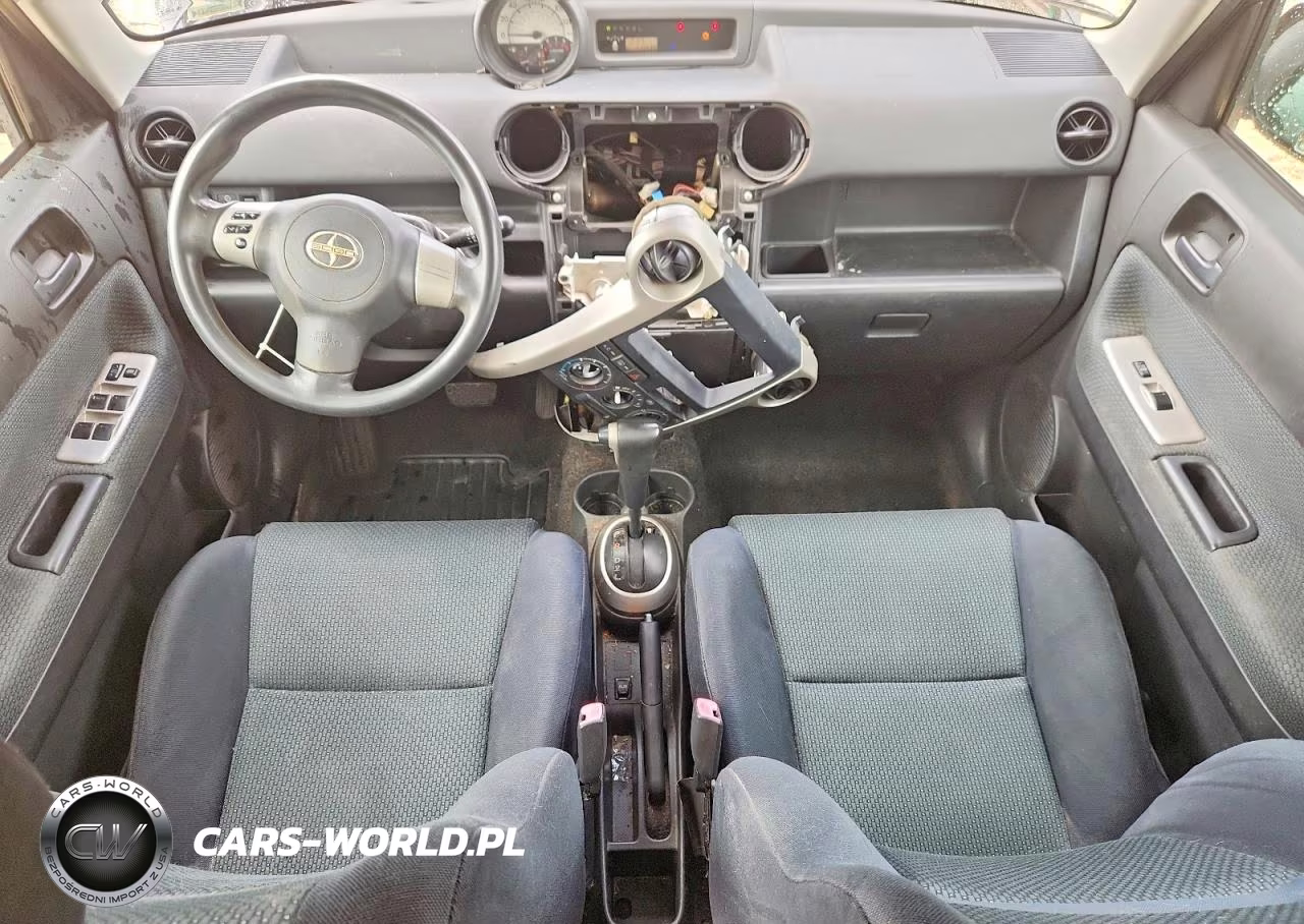 2006 Toyota Scion Xb VIN:JTLKT324X64092371 - 8