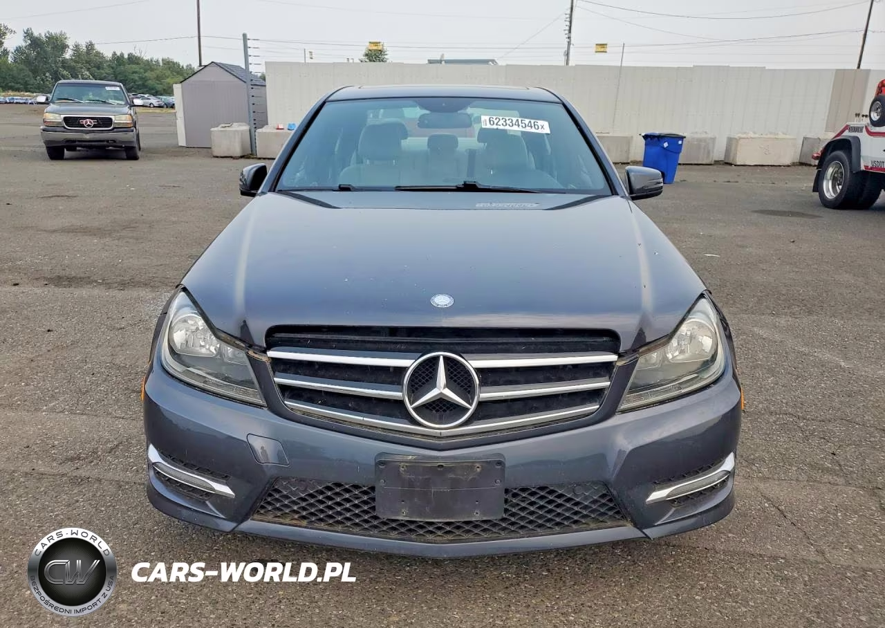 2014 Mercedes-Benz C 300 4Matic VIN:WDDGF8AB9ER318901 - 5