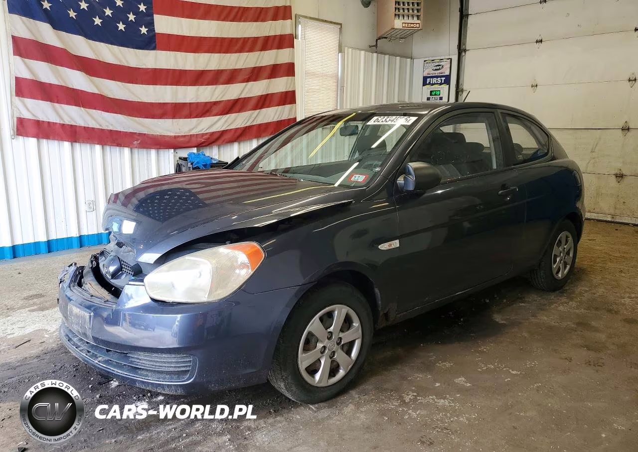 2007 Hyundai Accent Gs VIN:KMHCM36C97U010688 - 1