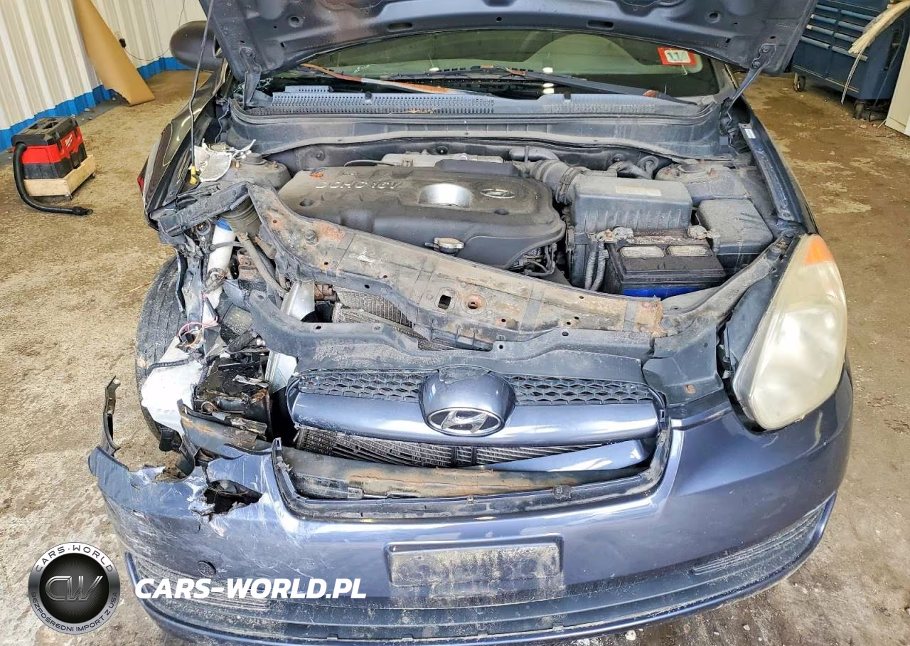 2007 Hyundai Accent Gs VIN:KMHCM36C97U010688 - 11