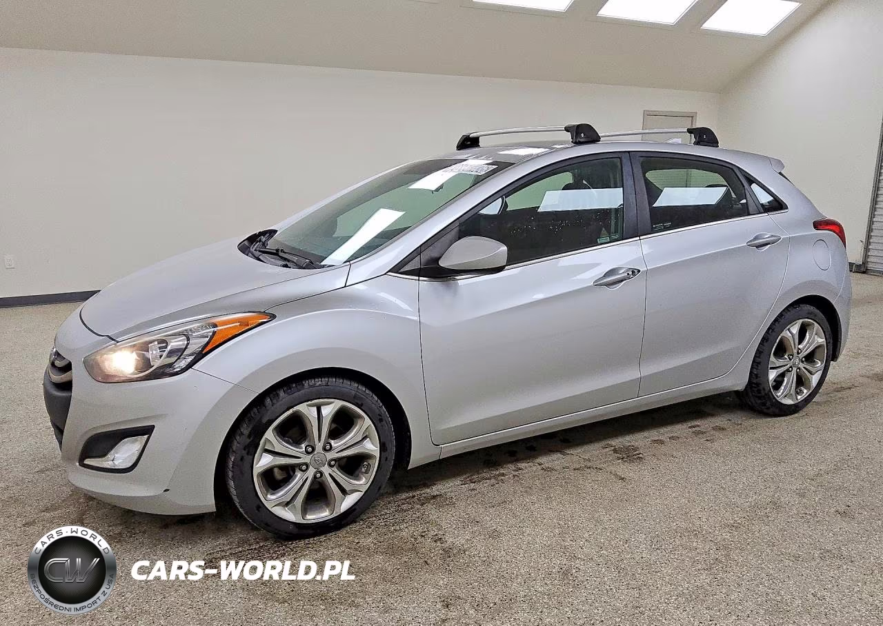 2013 Hyundai Elantra Gt Base – zdjęcie 1 z 14