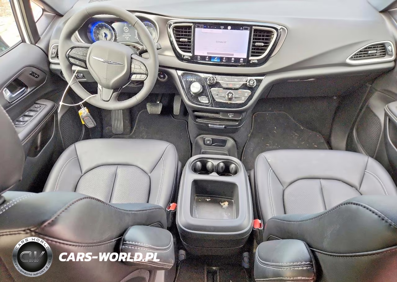 2026 Chrysler Pacifica Select VIN:2C4RC1BG1TR280522 - 8