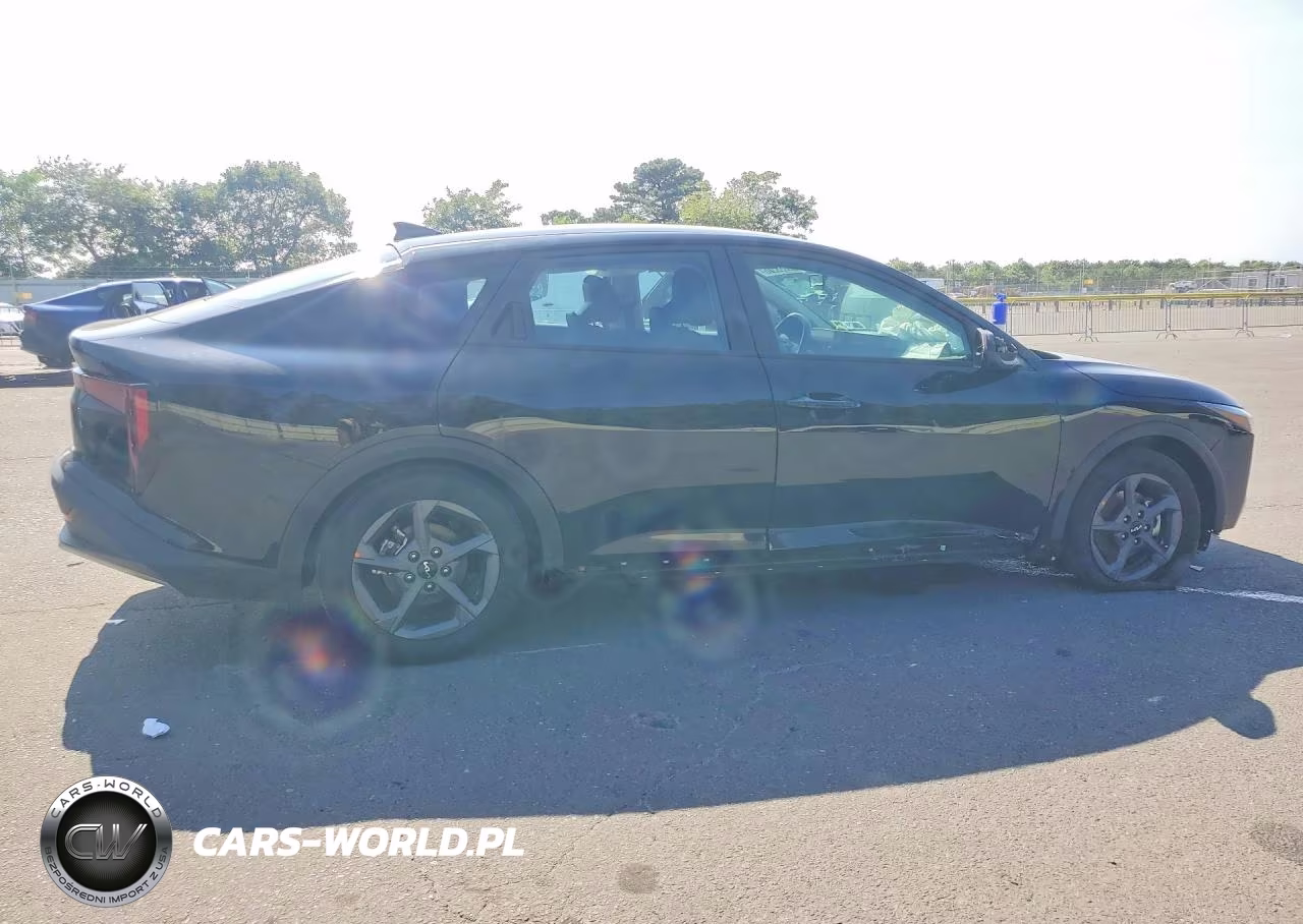 2026 Kia K4 Lxs VIN:3KPFT4DE7TE275794 - 3