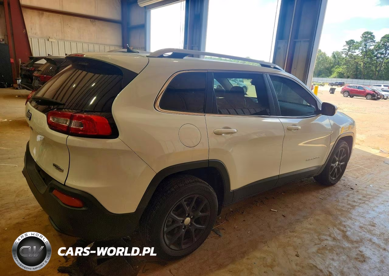 2017 Jeep Cherokee VIN:1C4PJLCB3HW603494 - 3