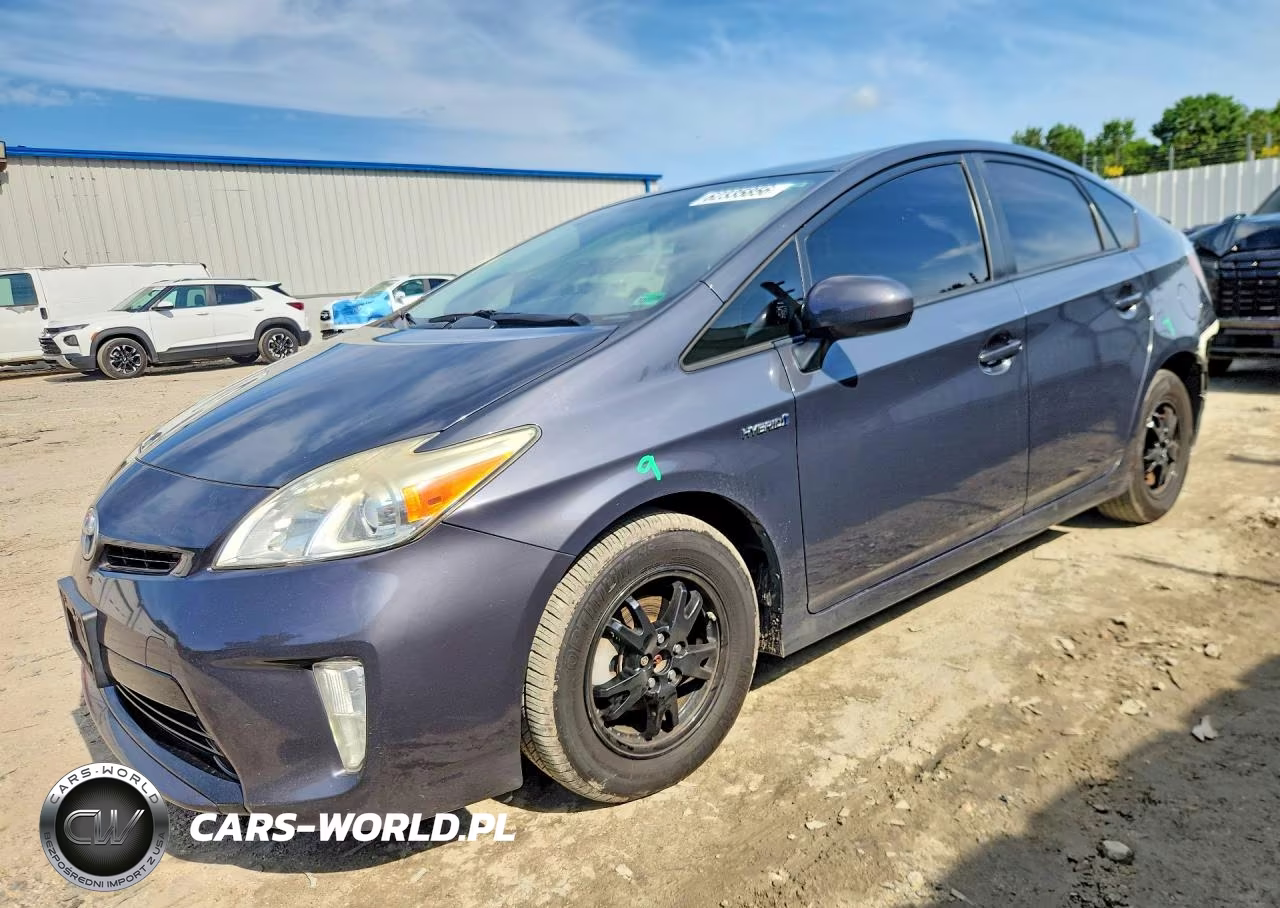 2014 Toyota Prius Two – zdjęcie 1 z 14
