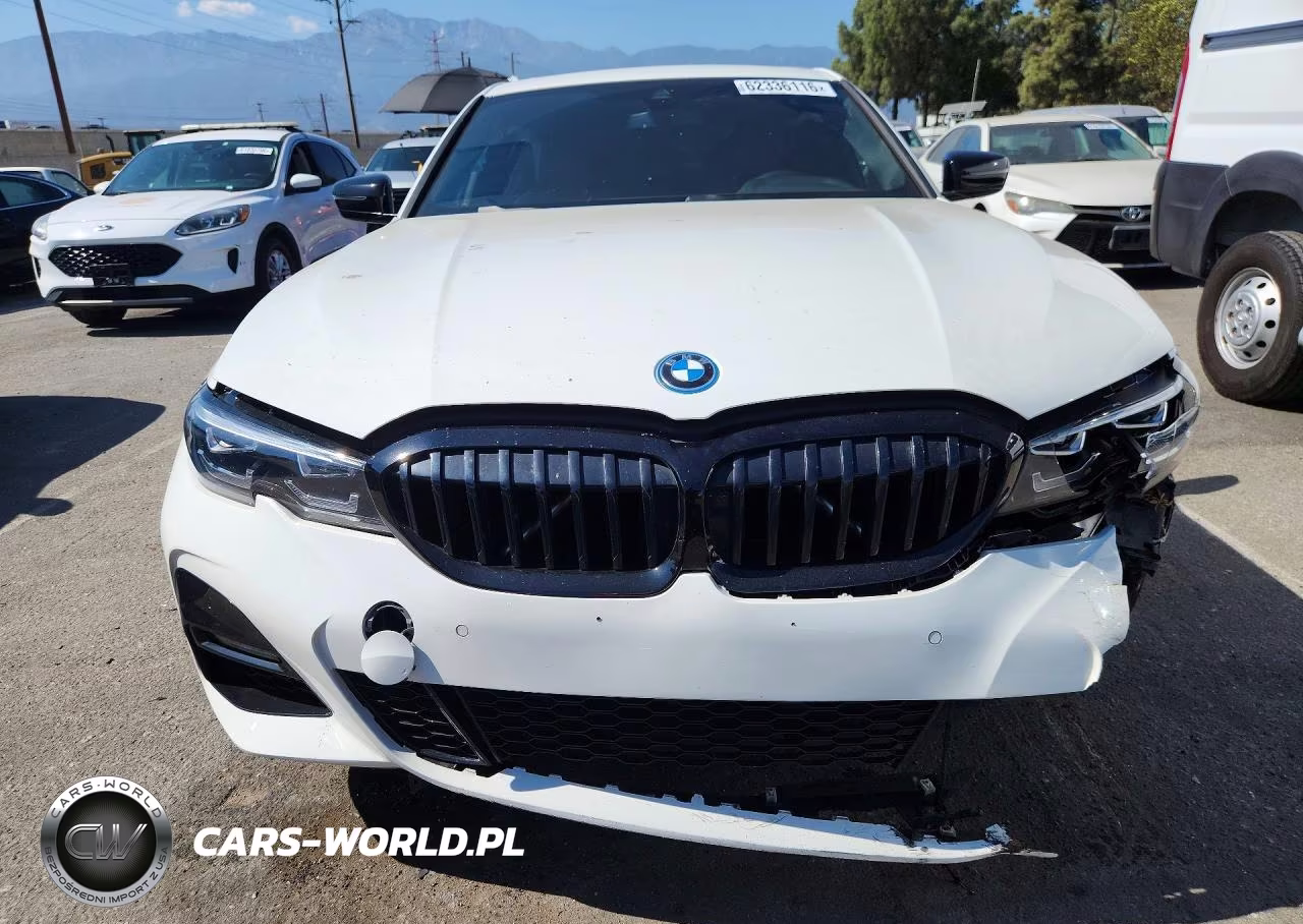 2022 BMW 330E VIN:3MW5P7J05N8C52264 - 5