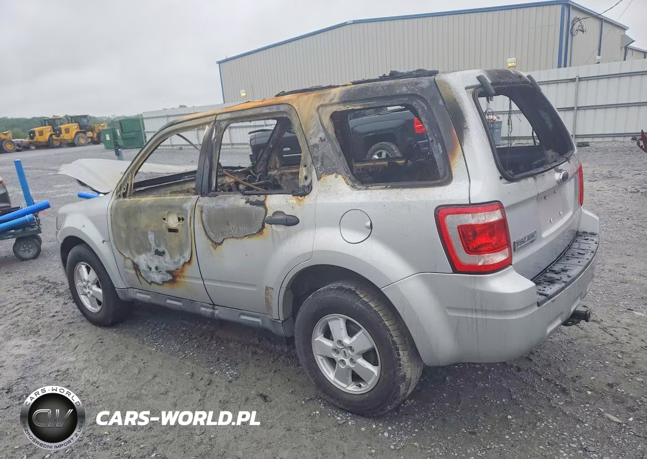 2009 Ford Escape Xlt VIN:1FMCU03729KA03621 - 2