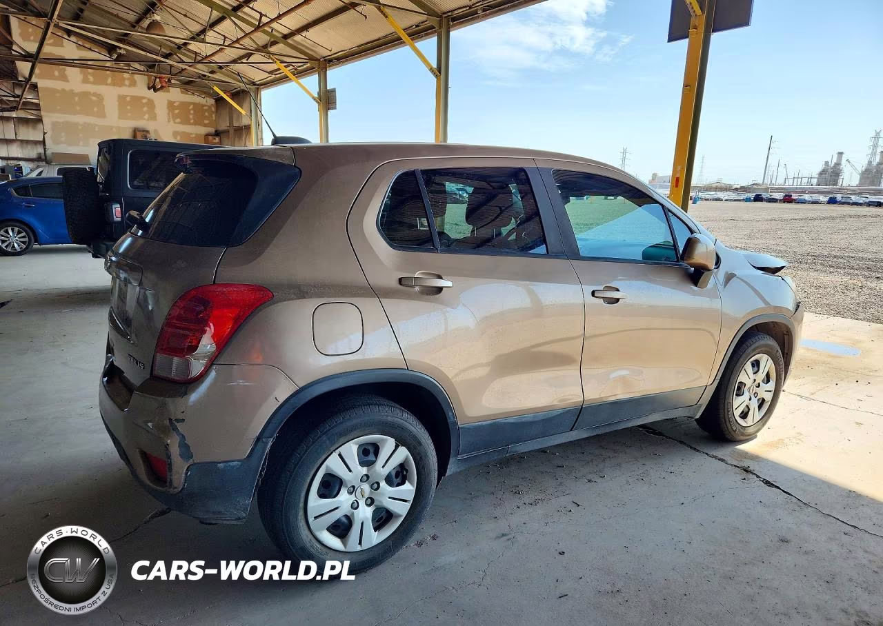 2018 Chevrolet Trax Ls VIN:3GNCJKSB5JL359067 - 3