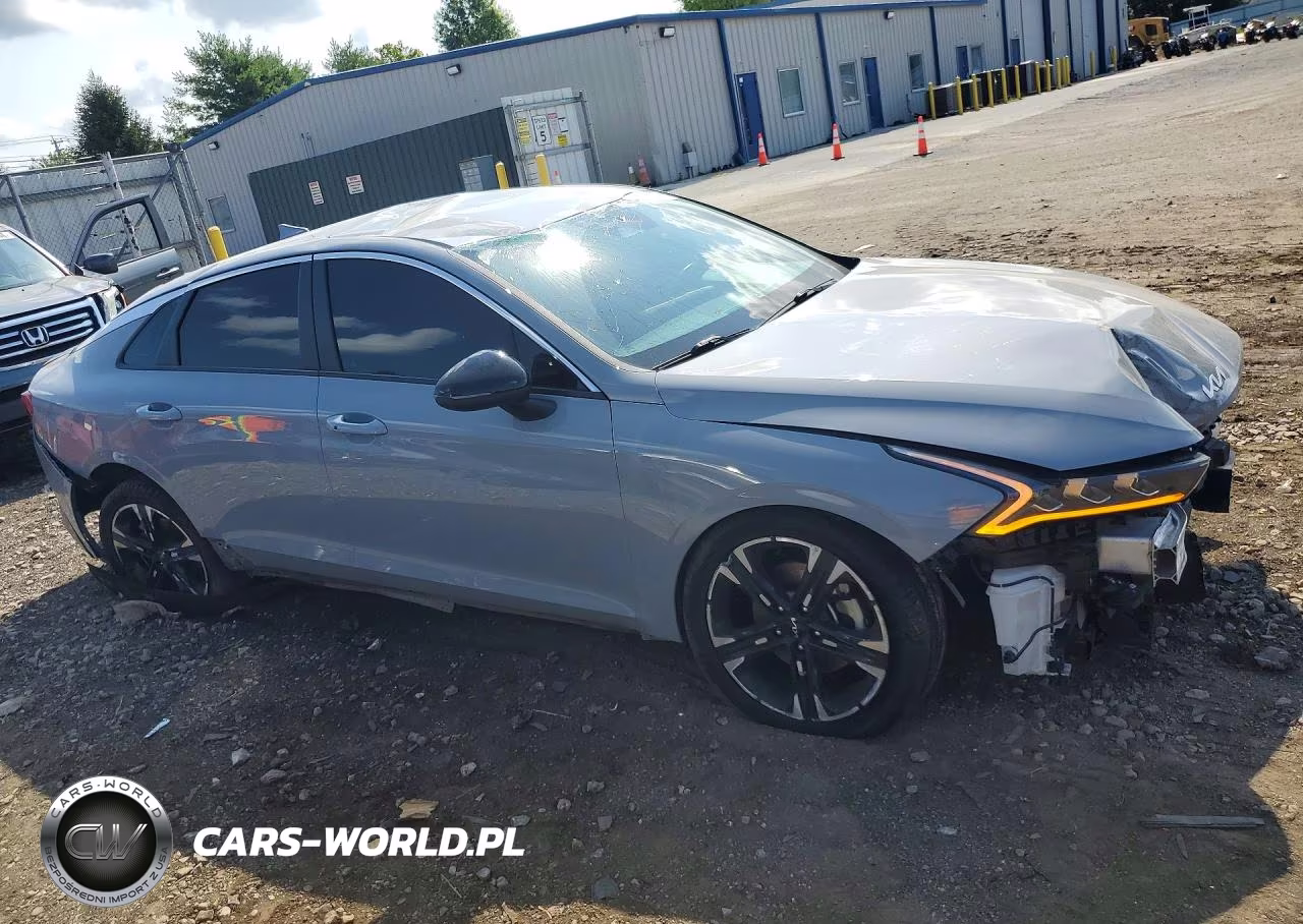 2024 Kia K5 Gt Line VIN:5XXG64J29RG230345 - 4