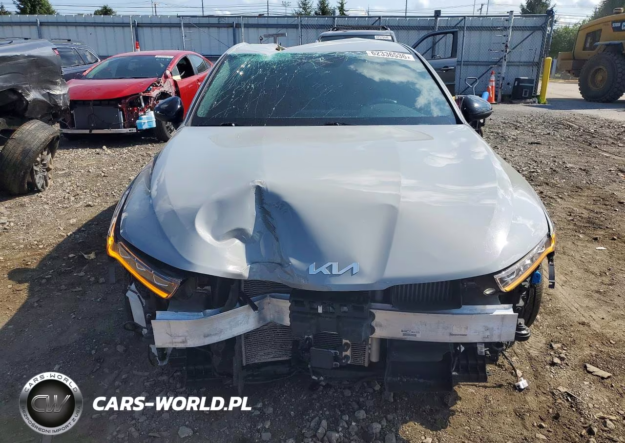 2024 Kia K5 Gt Line VIN:5XXG64J29RG230345 - 5