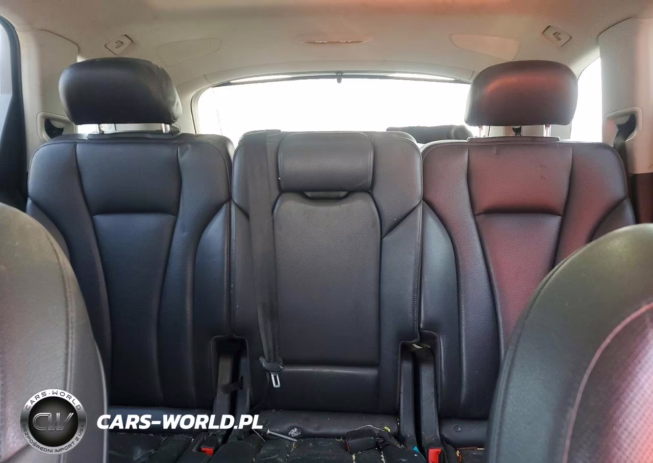 2018 Audi Q7 Prestige VIN:WA1VAAF77JD007268 - 10