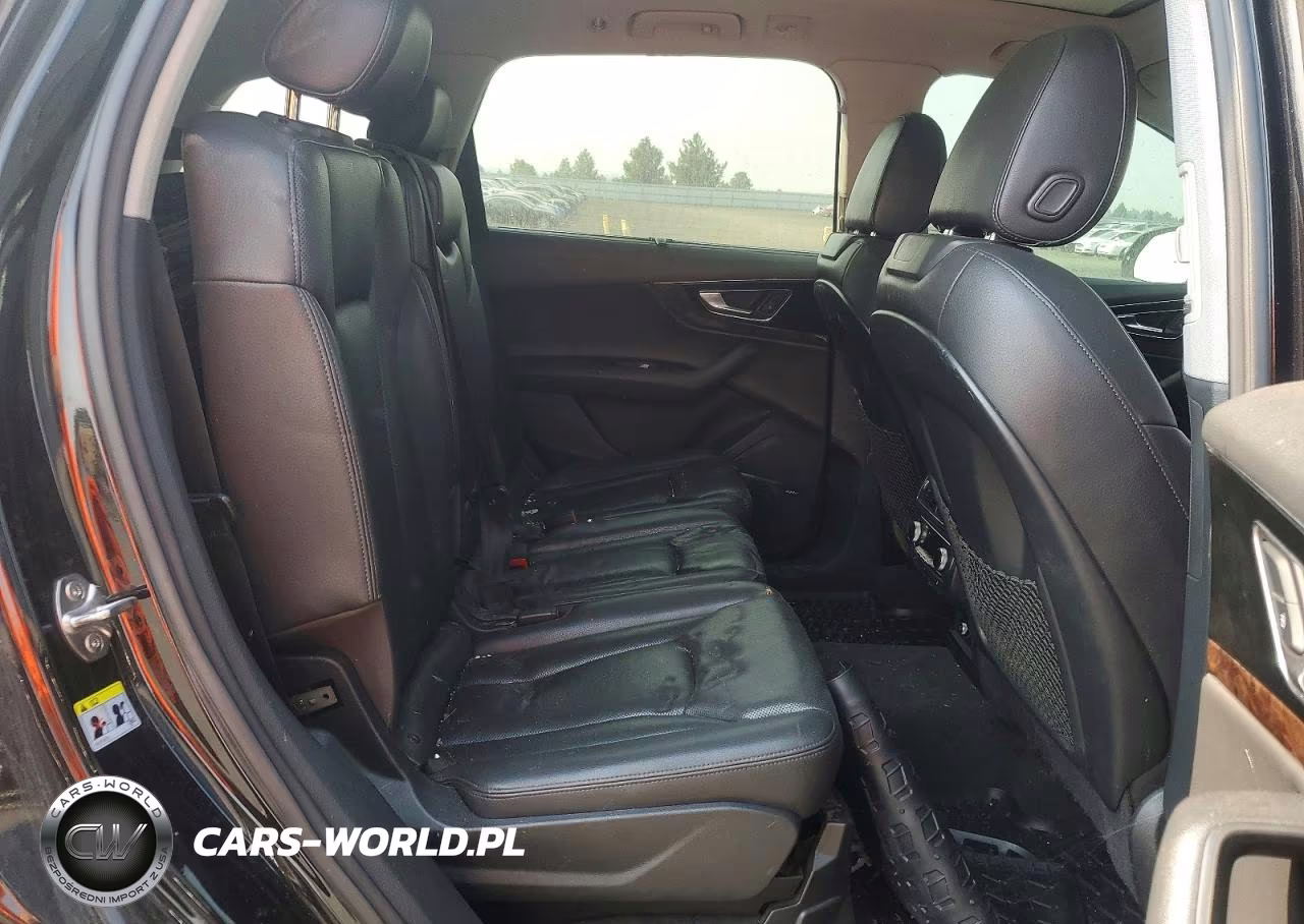 2018 Audi Q7 Prestige VIN:WA1VAAF77JD007268 - 11