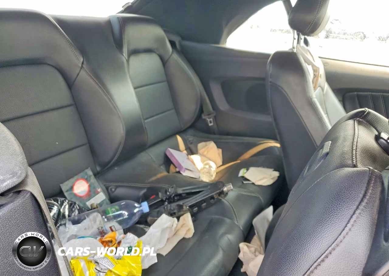 2019 Ford Mustang VIN:1FATP8UHXK5182048 - 10