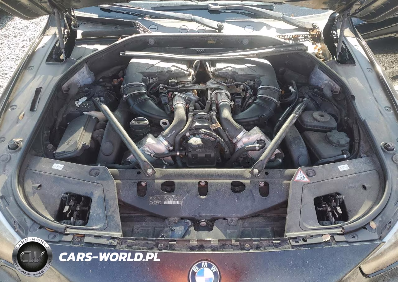 2012 BMW 550 Igt VIN:WBASN4C58CC210077 - 11