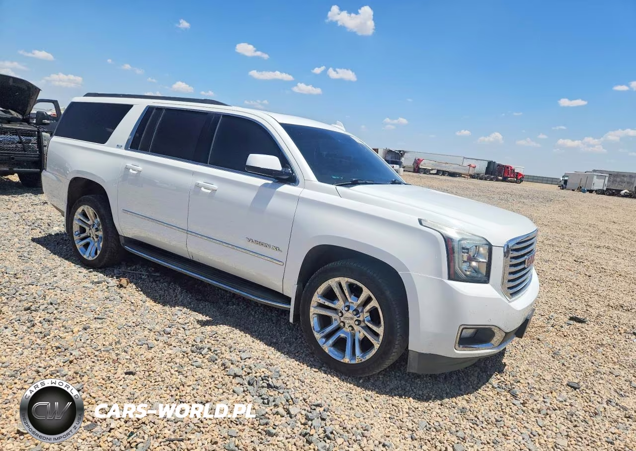 2017 GMC Yukon Xl C1500 Slt VIN:1GKS1GKC1HR382525 - 4