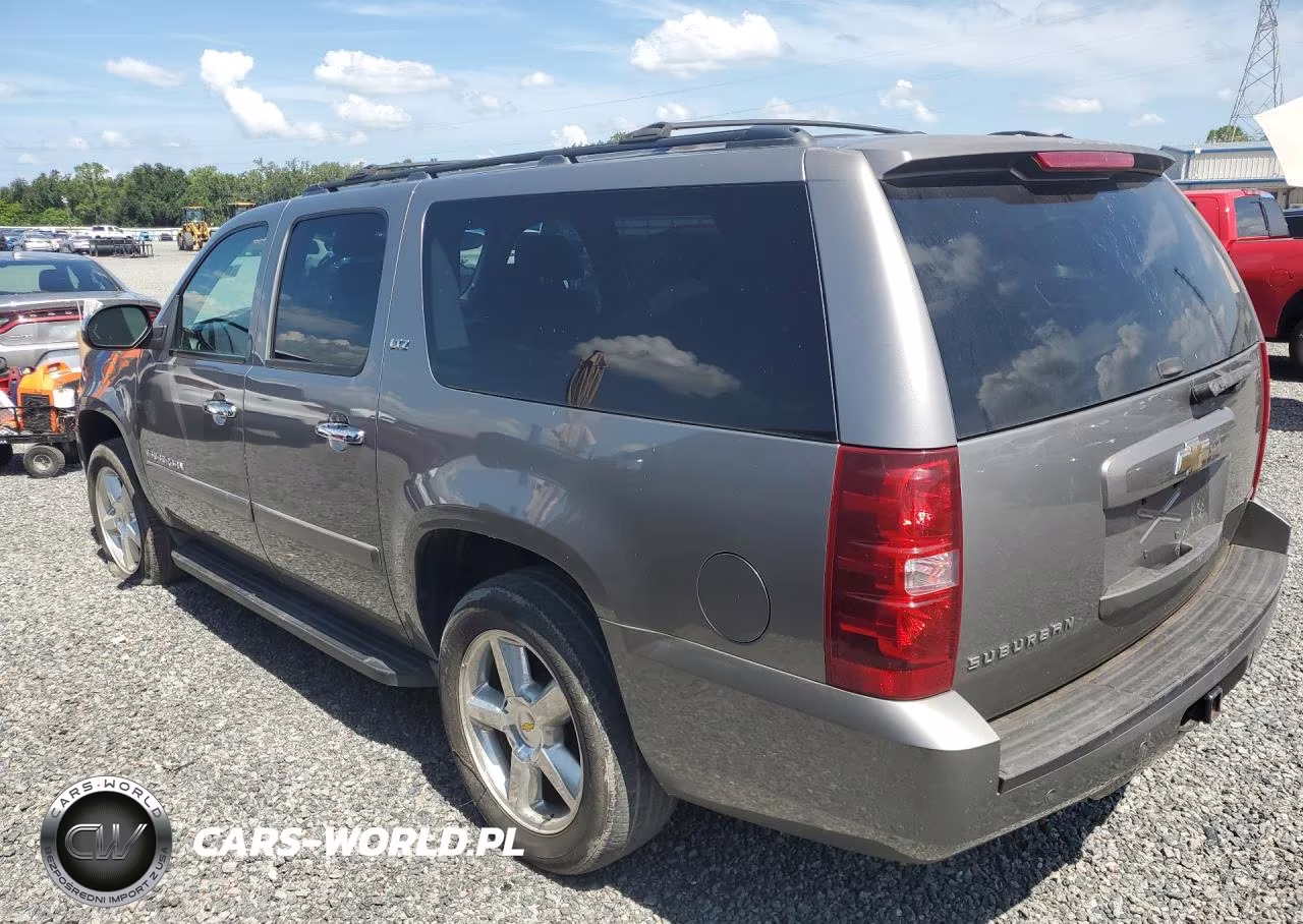 2008 Chevrolet Suburban K1500 Ls VIN:3GNFK16328G136074 - 2