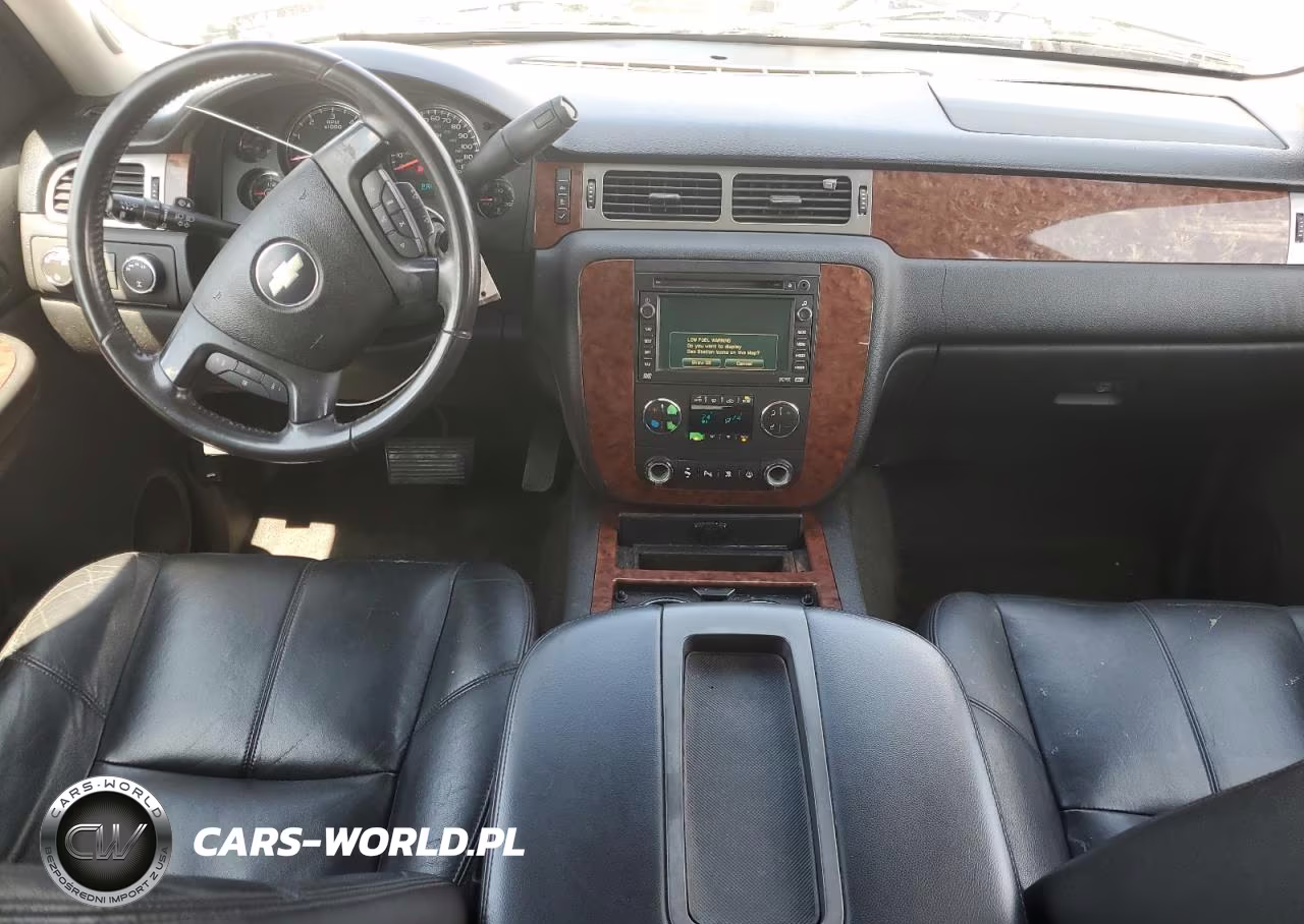 2008 Chevrolet Suburban K1500 Ls VIN:3GNFK16328G136074 - 8