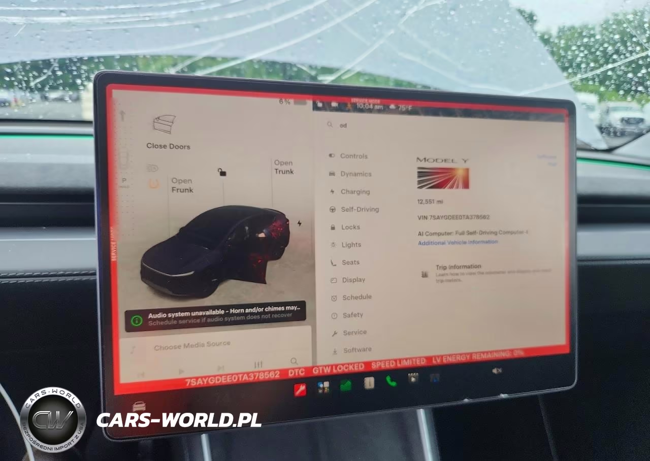 2026 Tesla Model Y VIN:7SAYGDEE0TA378562 - 9