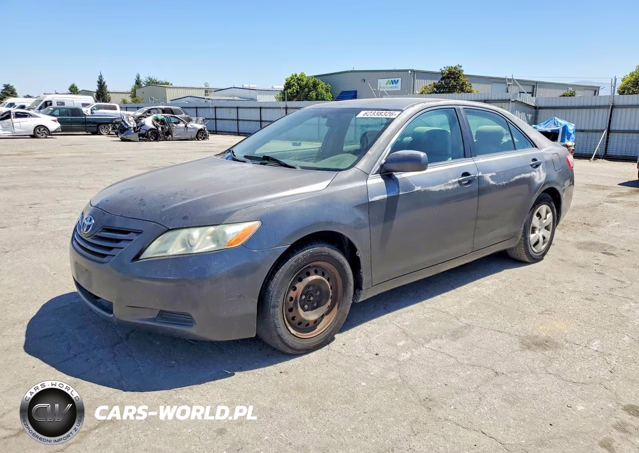 2008 Toyota Camry Le – zdjęcie 1 z 12