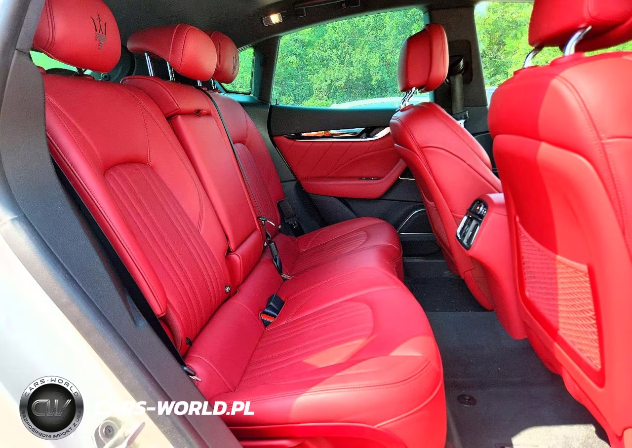 2022 Maserati Levante Base VIN:ZN661XUA4NX404550 - 11