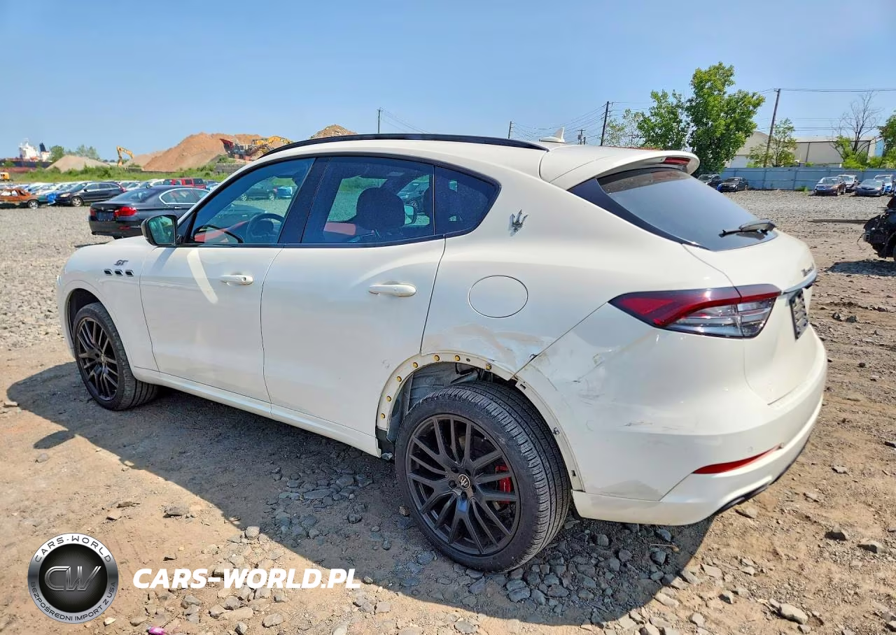 2022 Maserati Levante Base VIN:ZN661XUA4NX404550 - 2