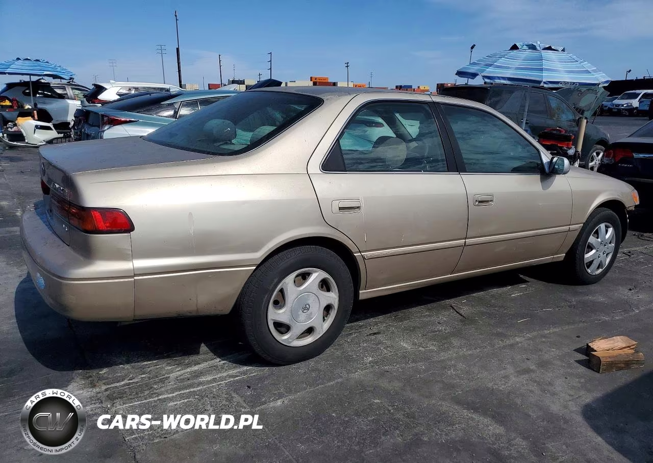 1998 Toyota Camry Le V6 VIN:JT2BF22K2W0087063 - 3