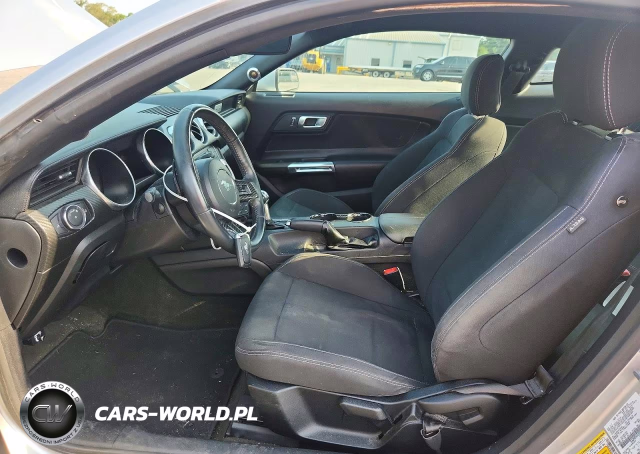 2018 Ford Mustang VIN:1FA6P8TH4J5106841 - 7