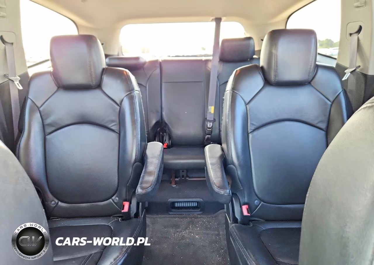 2010 Chevrolet Traverse Lt VIN:1GNLVGED0AJ231583 - 10
