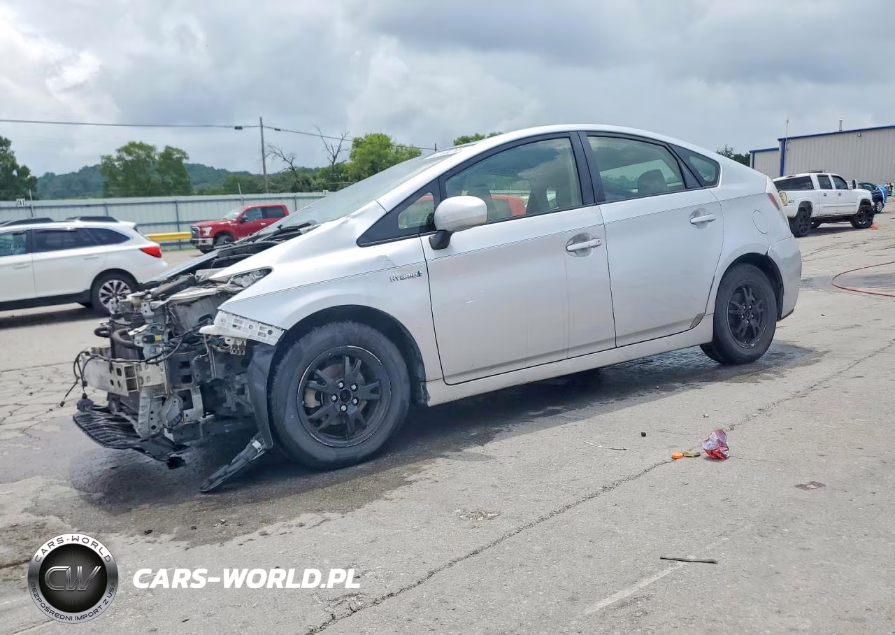 2014 Toyota Prius Two – zdjęcie 1 z 13