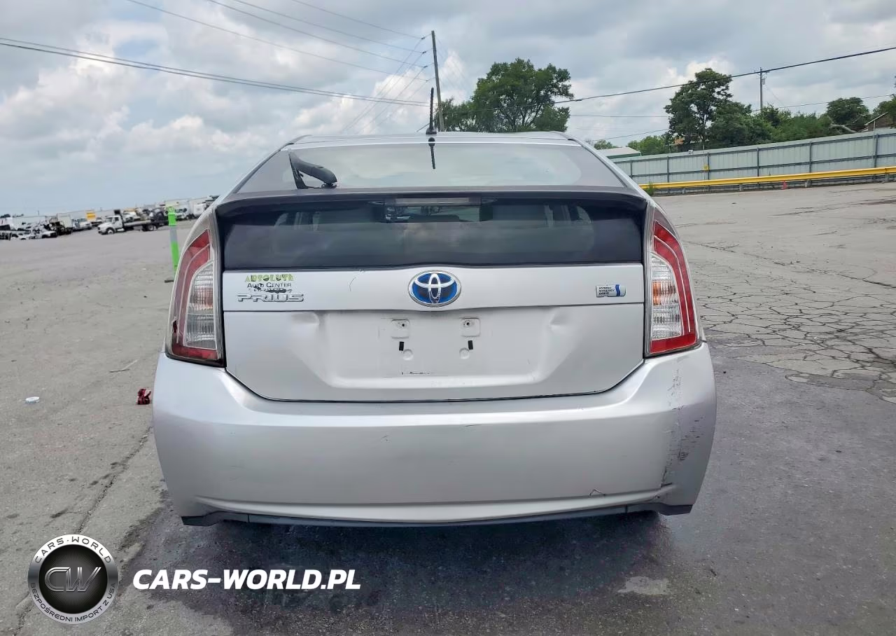2014 Toyota Prius Two VIN:JTDKN3DU0E1815504 - 6